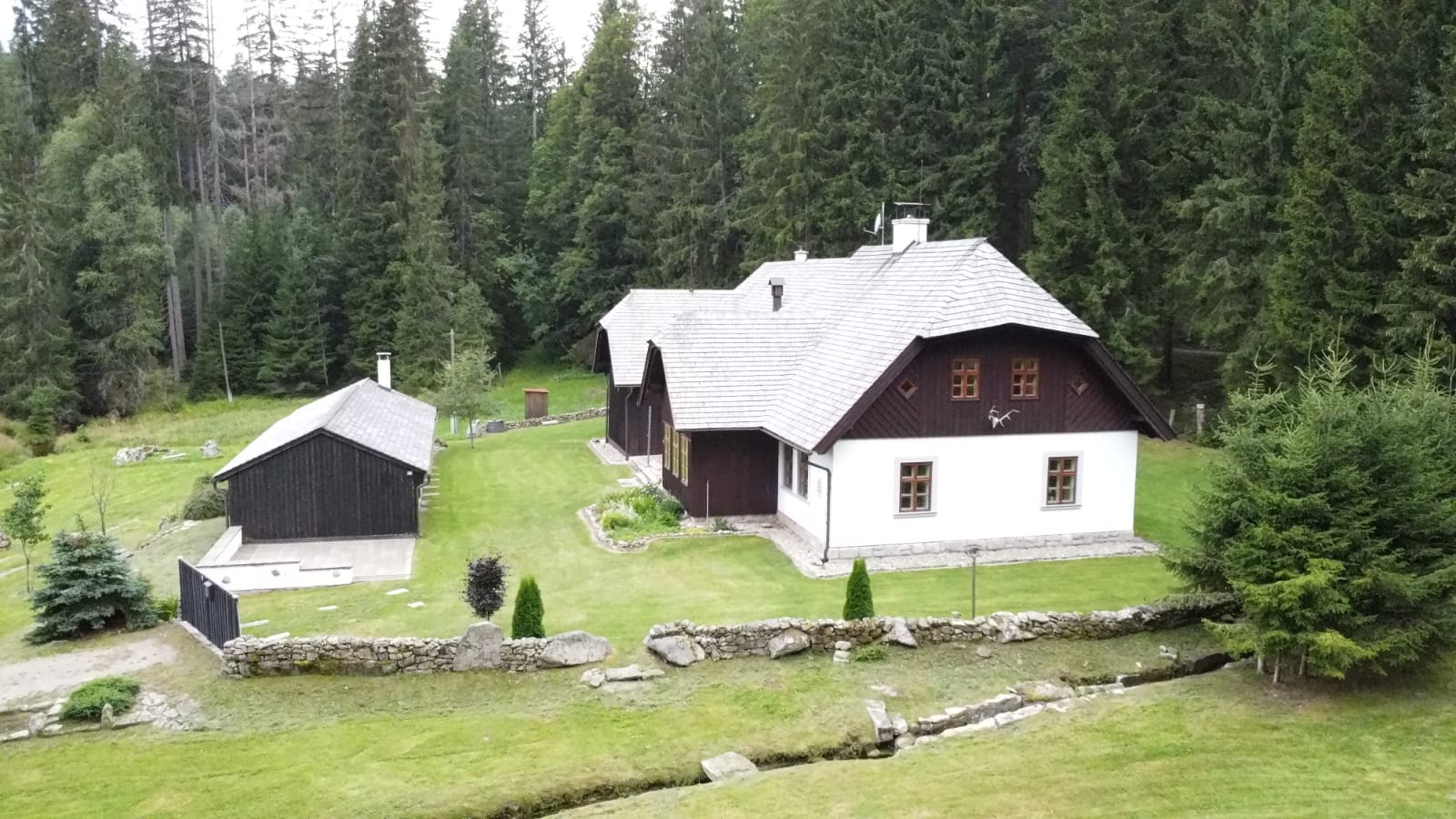 Exteriér Hájovny u Jindřicha